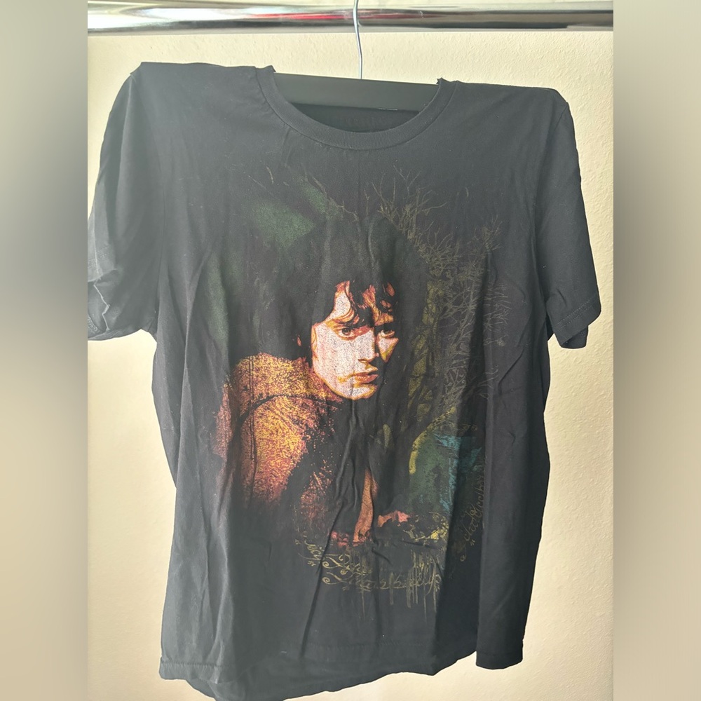 The Lord of the Rings shirt 🧙‍♂️